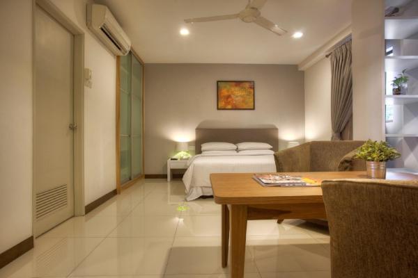 Room image 2
